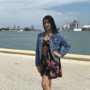 Meet your Posher, Melissa